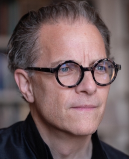 Harcourt Headshot - 2025