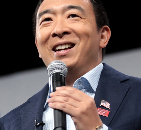 Andrew Yang '99