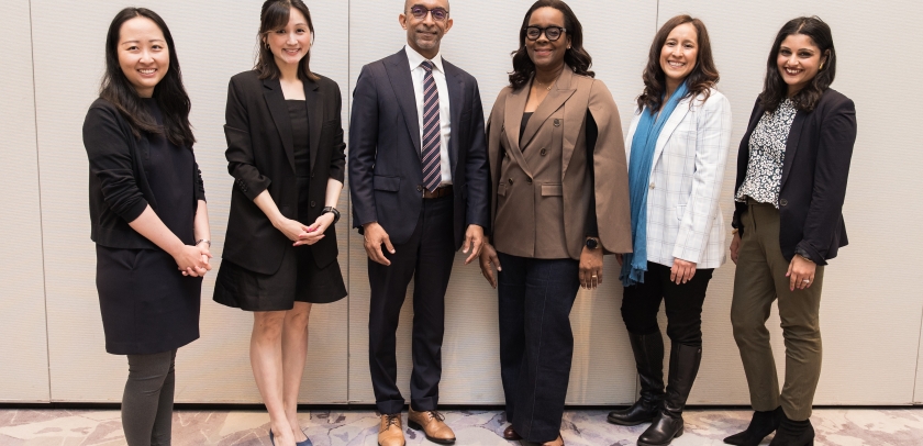 Five alumnae and Dean Abebe