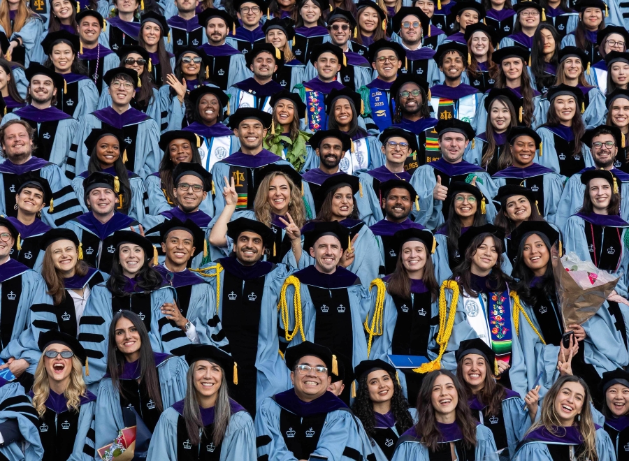 Hundreds of Columbia Law students in their graduation regalia